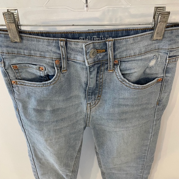 Wild Fable High Rise Skinny Light Wash Jeans 00 - Picture 3 of 10